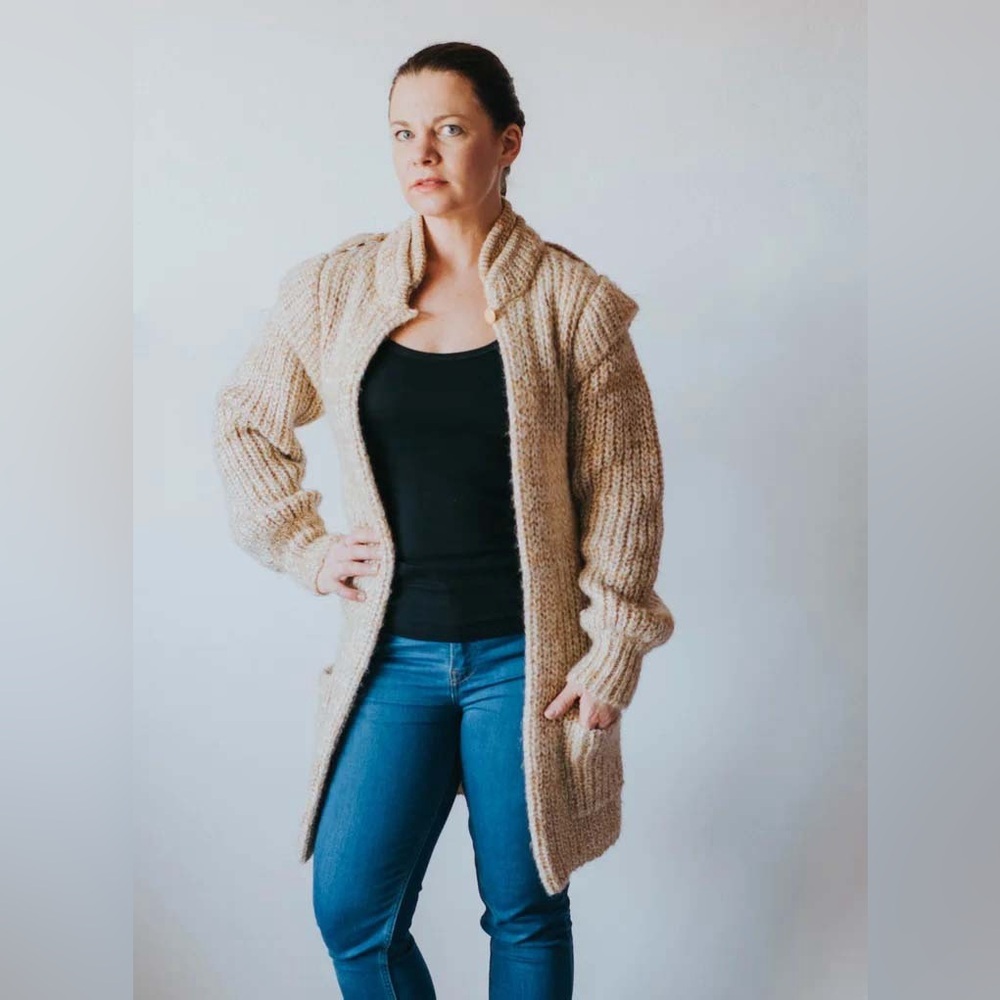 Vintage Lianna Petites brown knit sweater, size S